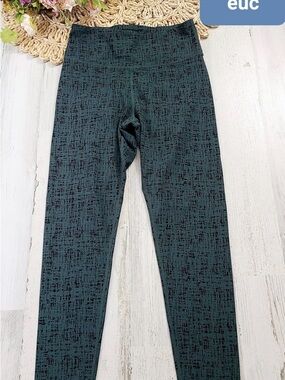 High-Rise Textured Teal Leggings - Women's Activewear